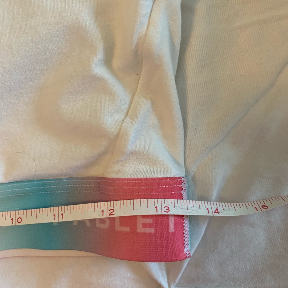 Fabletics Sports Bra - Picture 4 of 11